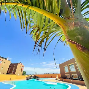 Casa Bamboo Corralejo, Espacioso, Piscina Y Parking Appartamento